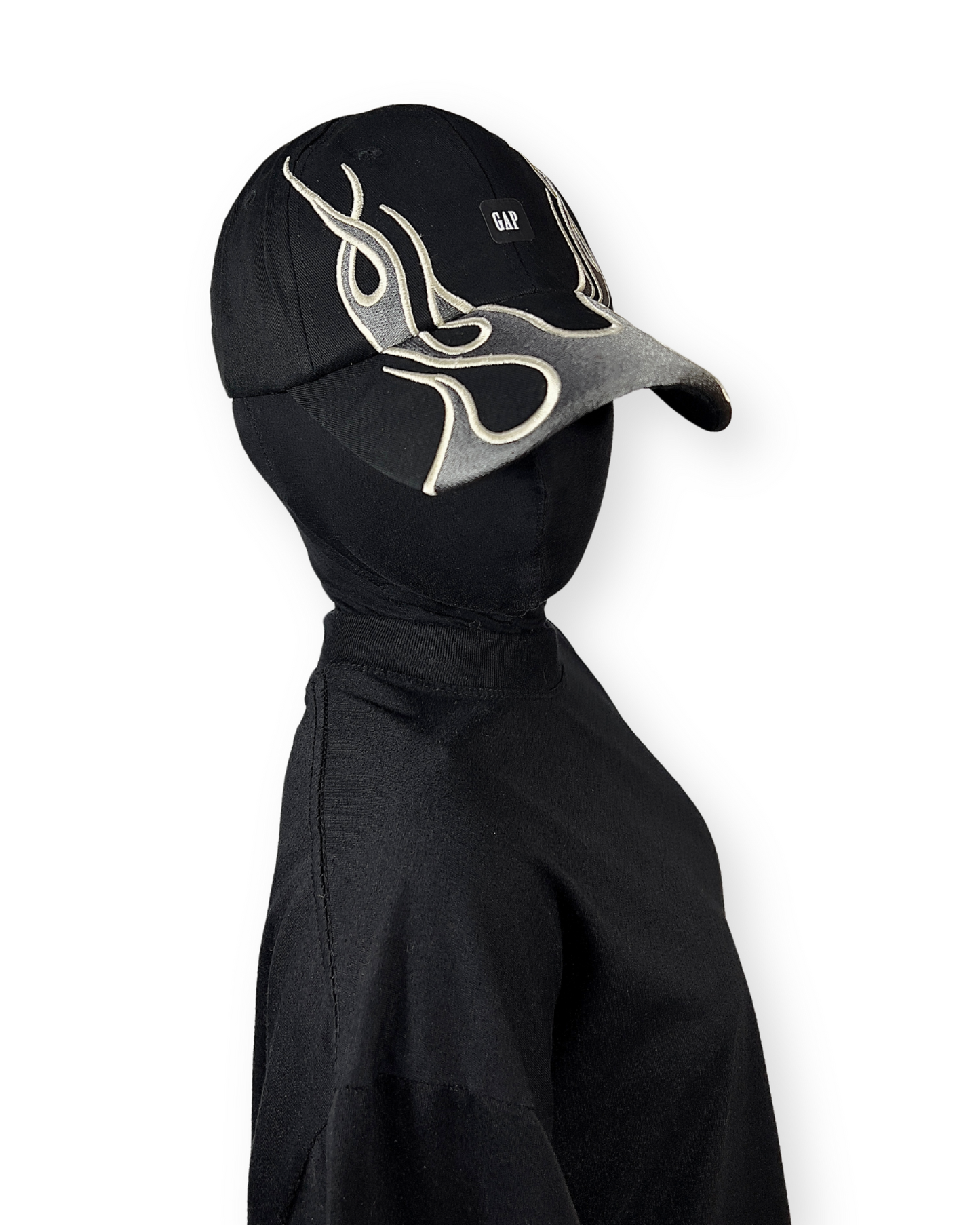 YEEZY GAP ENGINEERED BY BALENCIAGA LOGO CAP