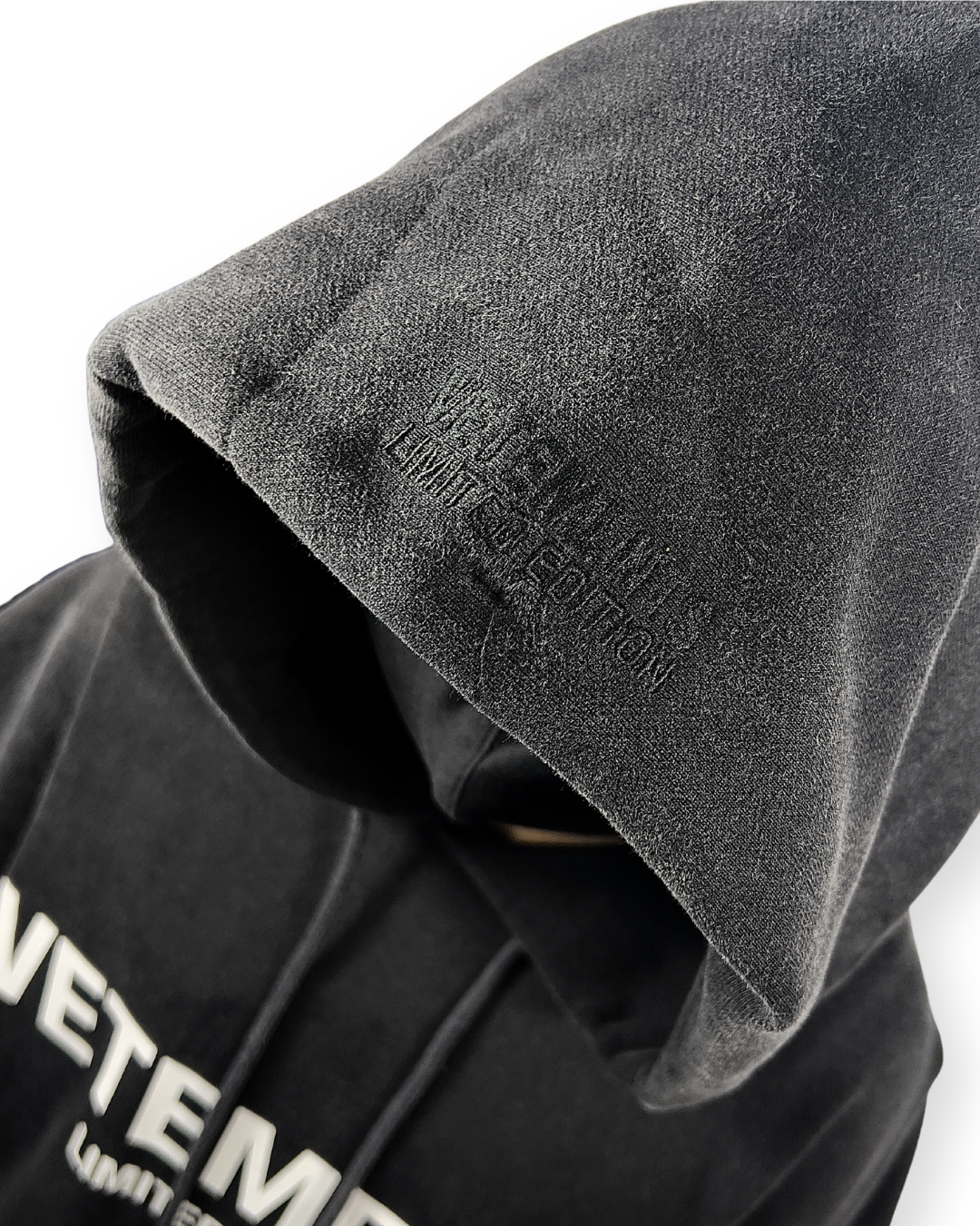 VETEMENTS FW21 LIMITED EDITION LOGO HOODIE