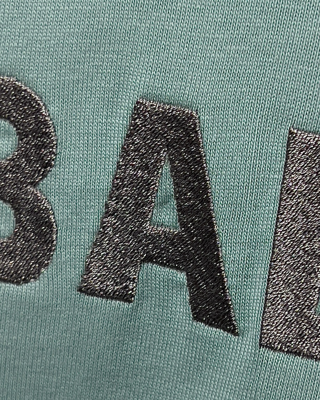 BALENCIAGA SS22 EMBROIDERED LOGO TEE