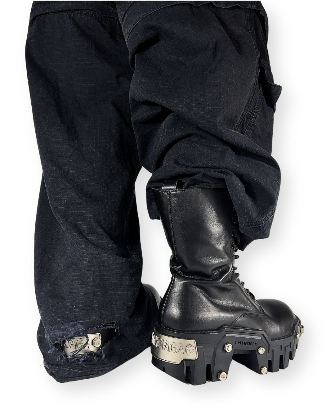 BALENCIAGA FW21 "BULLDOZER" BOOTS