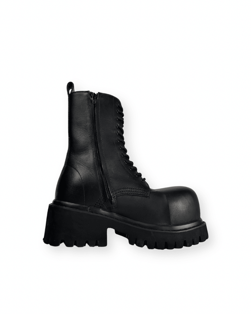 BALENCIAGA FW24 "STOMPER" LACE-UP LEATHER BOOTS - VAULT