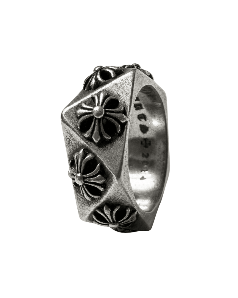 CHROME HEARTS MALTESE PENTAGON PLUS RING - VAULT