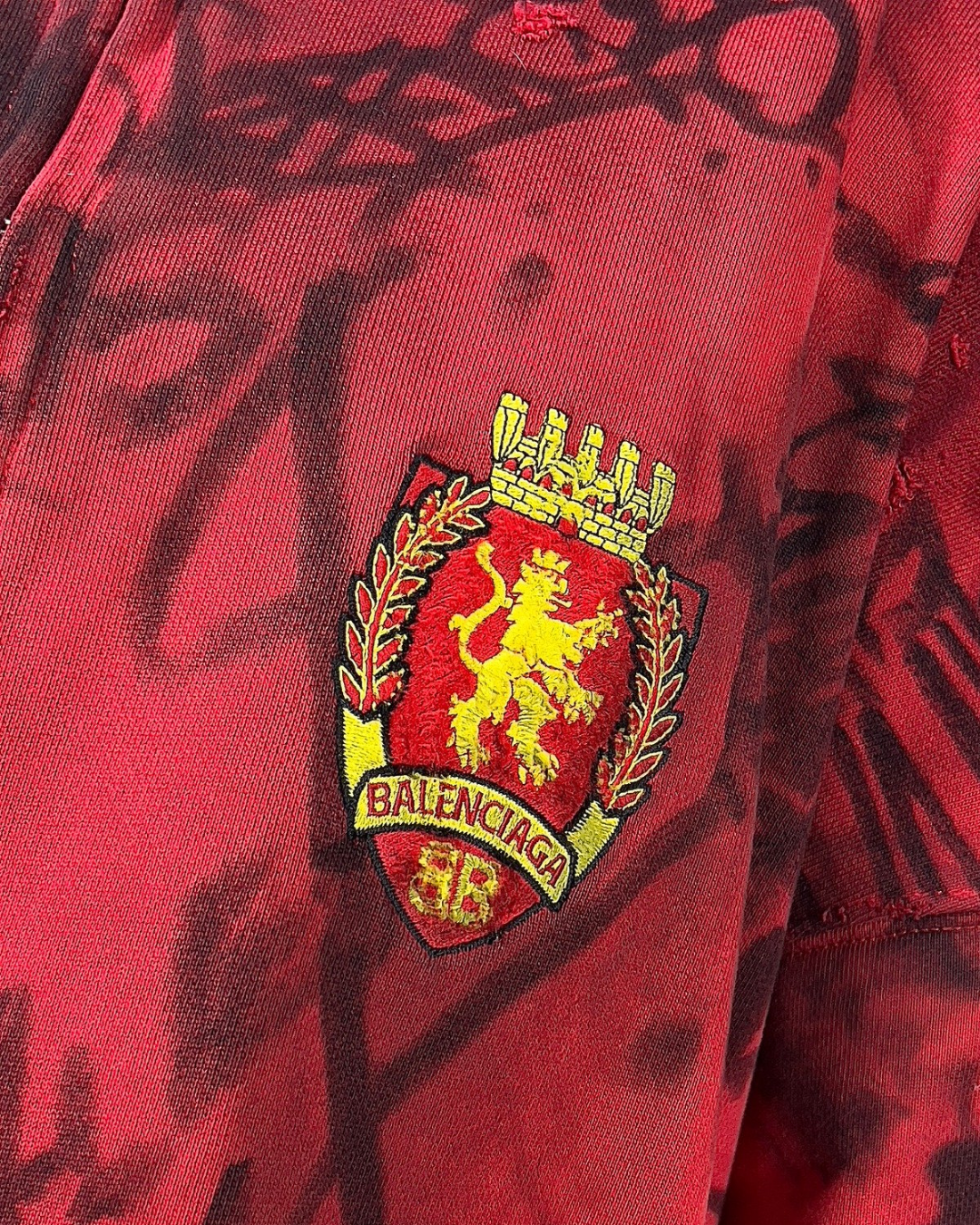 BALENCIAGA SS23 RED SKATER GRAFFITI ZIP-UP HOODIE