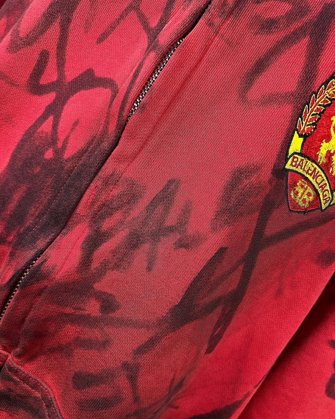 BALENCIAGA SS23 RED SKATER GRAFFITI ZIP-UP HOODIE
