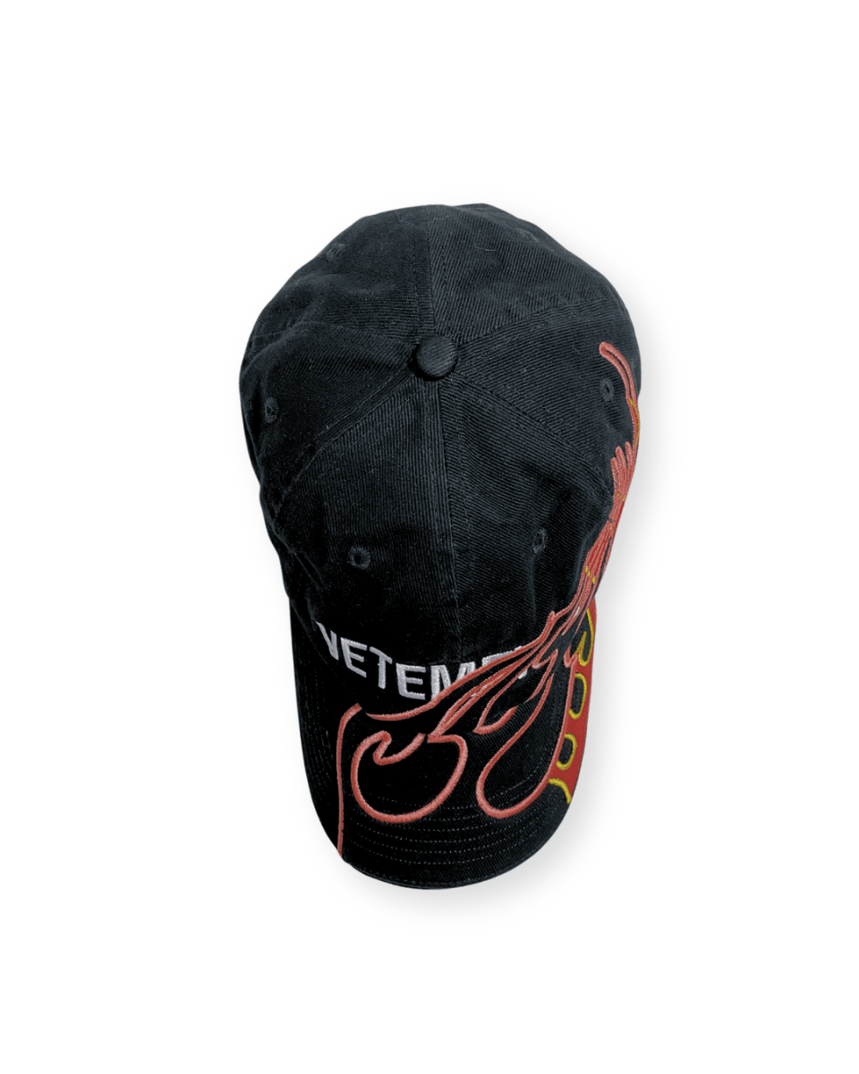VETEMENTS X REEBOOK FLAME CAP - VAULT