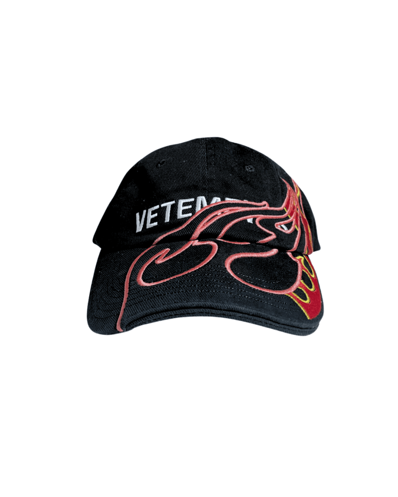 VETEMENTS X REEBOOK FLAME CAP - VAULT